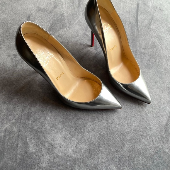 Christian Louboutin Silver Pumps 38 - Picture 4 of 8